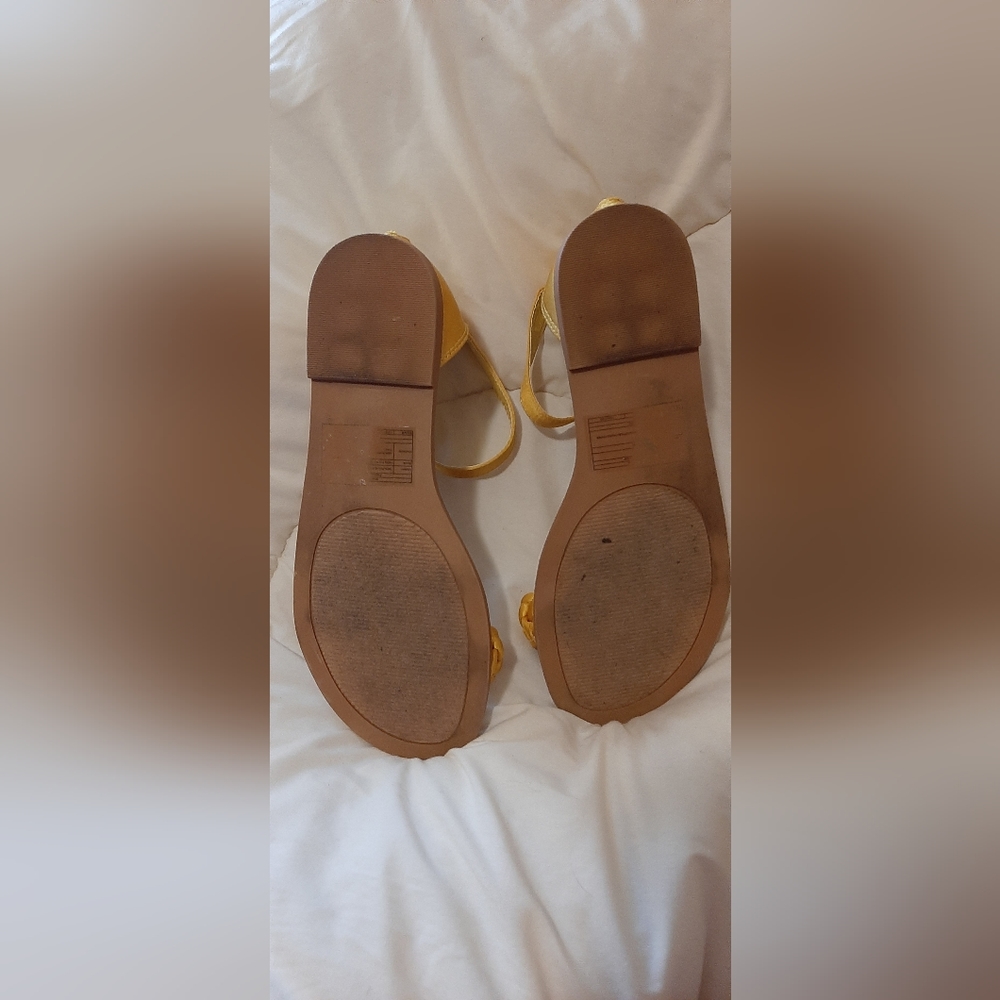 Torrid yellow satin sandals - Picture 6 of 6